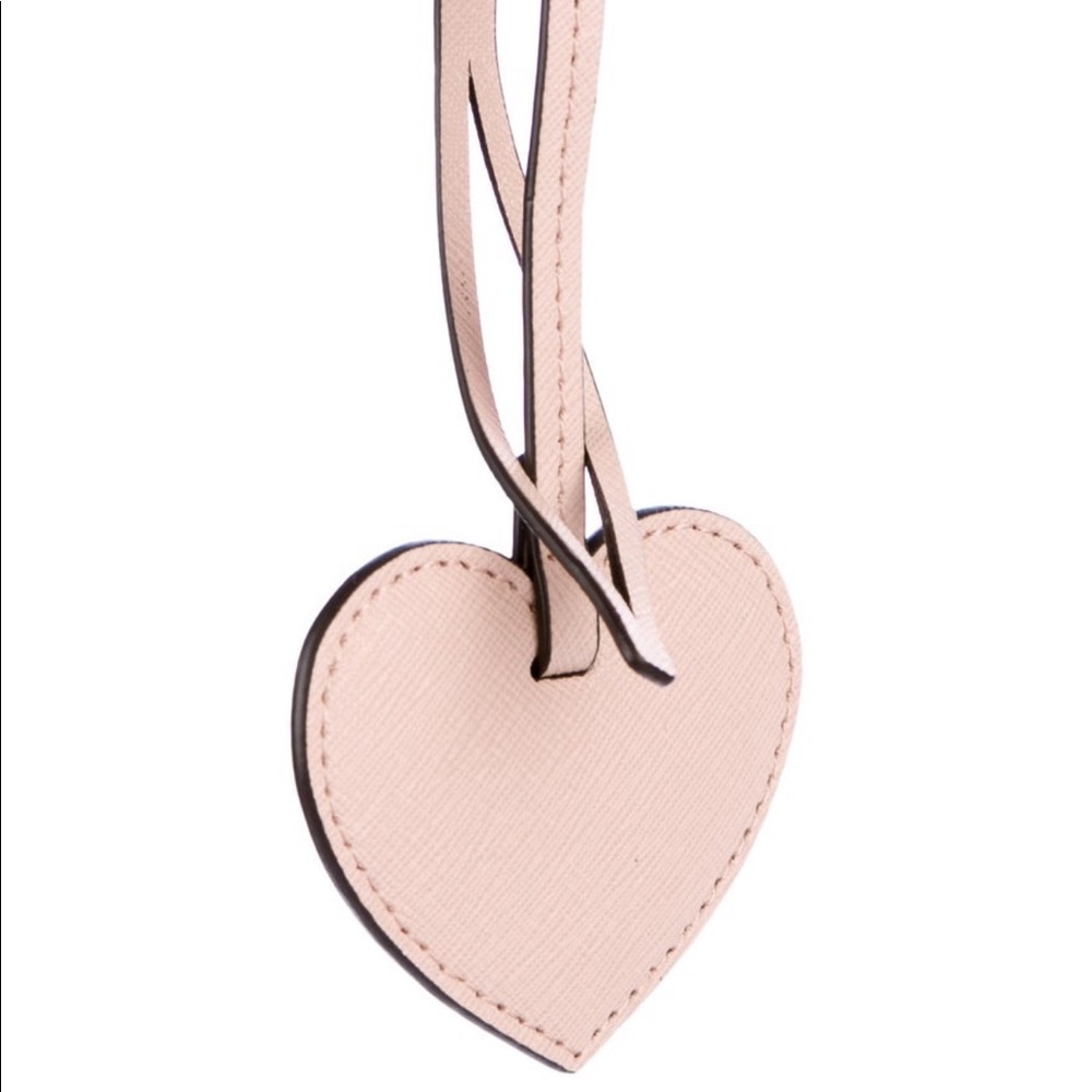 Michael kors heart leather tag pink